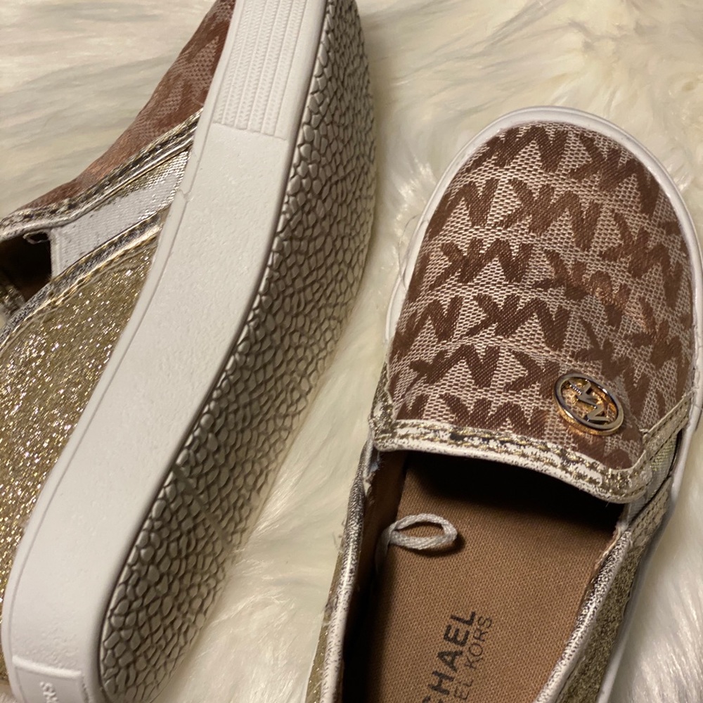 MK Sneakers - Picture 2 of 4
